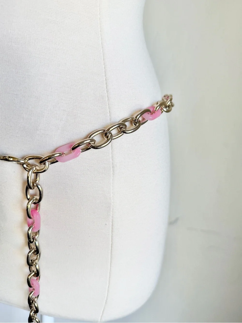 kate spade Lock & Spade Chain Link Belt Pink Acrylic + Gold, L/XL NWT